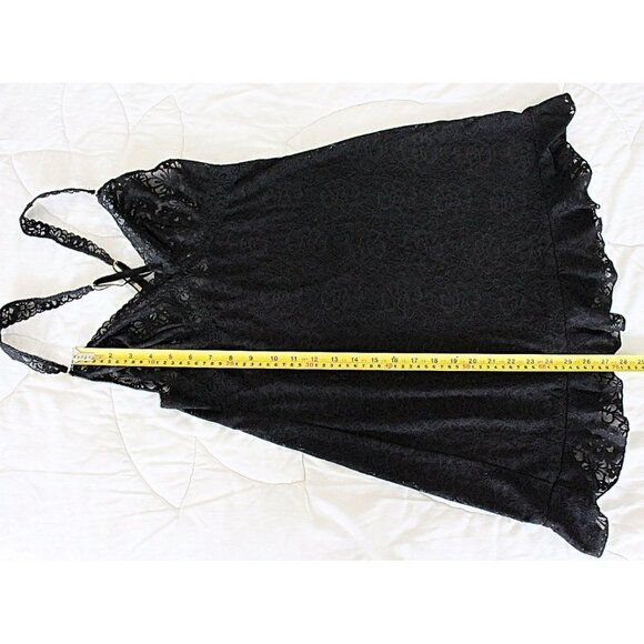 Victoria's Secret Stretch Lace Slip (chemise) with Ruffle Hem - Medium - Picture 2 of 6